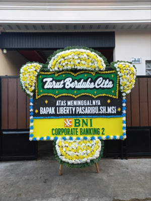 Papan Bunga Duka di Cipadu