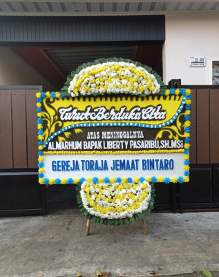 Papan Bunga Duka di Cipadu