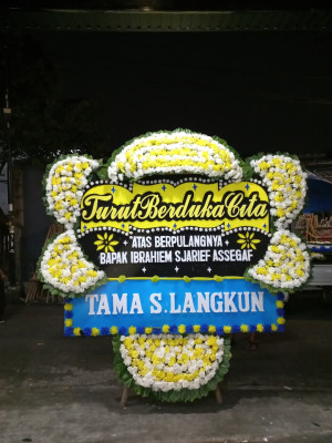 Papan Bunga Duka di Cipadu
